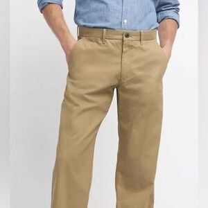Gap classic straight leg khaki cotton pants
